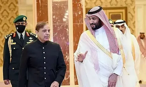 Pakistan convinces Saudi Arabia to set up $12 bn refinery, petrochemical complex