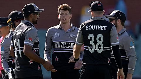 Clinical New Zealand thrash Ireland in T20 World Cup semifinals
