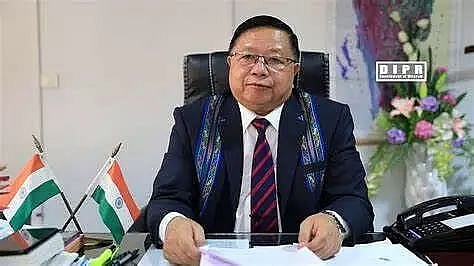 Mizoram: Health and Welfare Minister Lalthangliana Undertakes Mass Cleanliness Drive in Aizawl