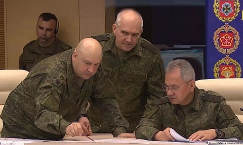 Ukraine war: Russia orders troops to withdraw from Kherson