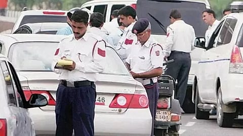 Large Number of Vehicles Fined in Delhi for Violation of New Regulations