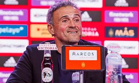 Spain coach Luis Enrique looks to youth in World Cup squad