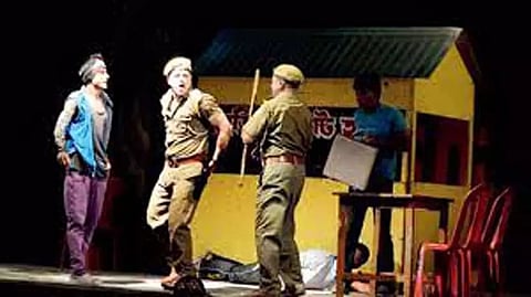 Mobile Theatre of Assam and new aesthetics of drama