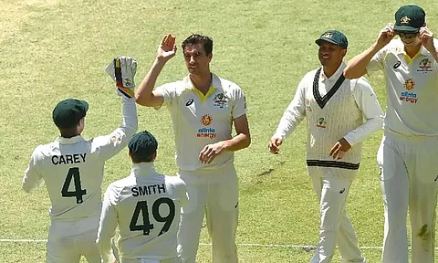 Australia extend lead to 344 runs, maintain pressure over West Indies