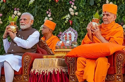 PM Modi's long association with Pramukh Swami Maharaj