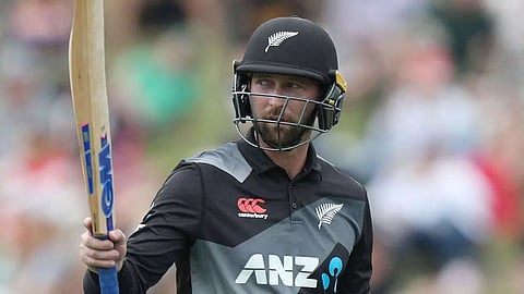 Opener Devon Conway hits a ton, New Zealand squander dominant position