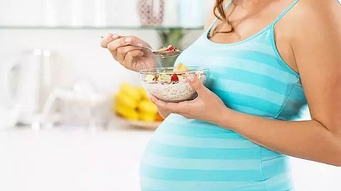 Healthy Diet Essential for Pregnancy: Ensuring Proper Nutrition for Mother and Baby