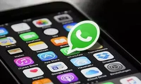 WhatsApp rolls out new shortcuts for group admins on iOS