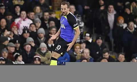 Kane equals scoring record as Spurs beat Fulham