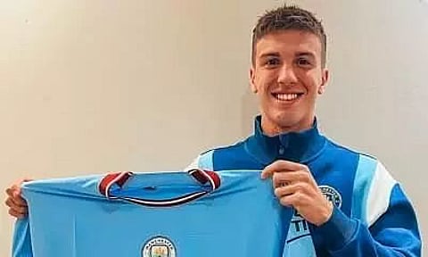 Manchester City sign Argentinian starlet Perrone from Velez