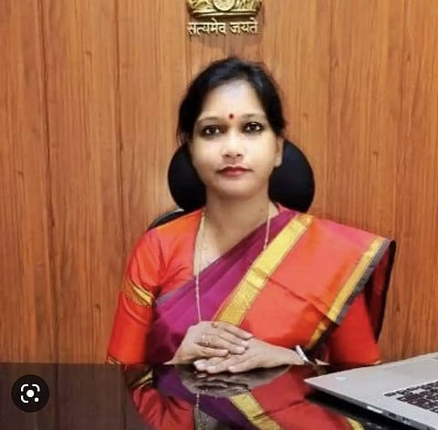 Assam: Govt Employee Accuses DC For Slapping Him In The Office