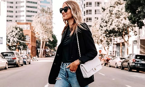 The Liberating Power of a Ten-Item Wardrobe