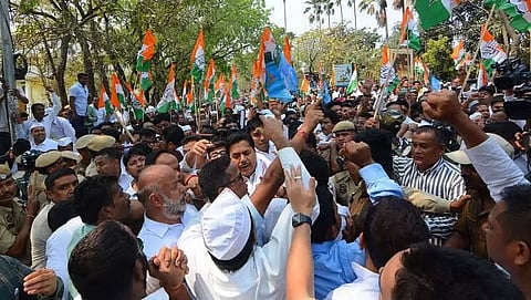 Congress leaders held amid ‘Raj Bhavan Chalo’ rally in Guwahati