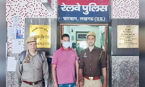 Intoxicated TTE Urinates On Woman Passenger, Gets Arrested