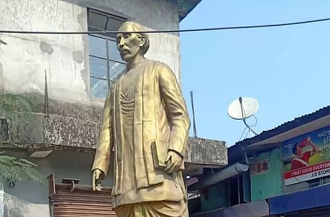 Disrespect to the statue of Padmanath Gohain Baruah in Tinsukia town