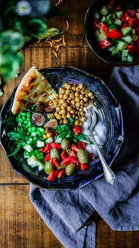 Foods To Eat When You're Feeling Peckish