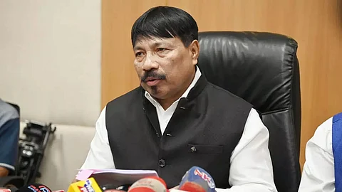 Review meeting on various schemes of the Agriculture Department held in Demow