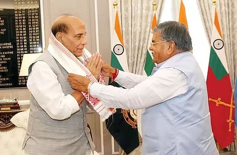 Assam Governor Gulab Chand Kataria meets Defence Minister, Speaker