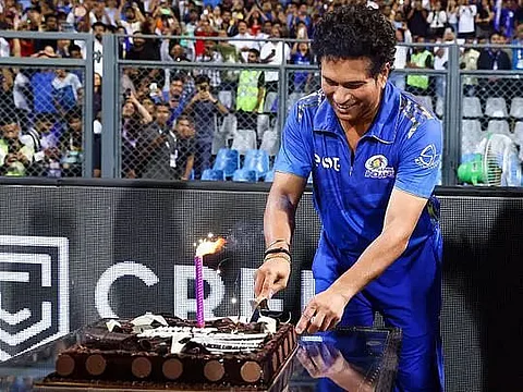Birthday wishes pour in as Sachin Tendulkar turns 50