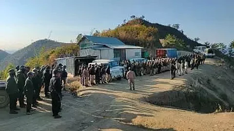 Night curfew imposed in Manipur districts amid violence