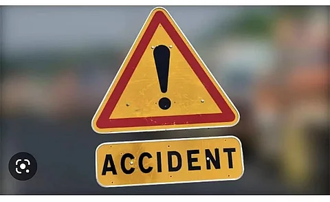 One killed in road mishap in front of Chatia HSS