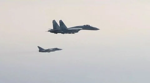 Russian fighter escorts US military jets over Baltic Sea