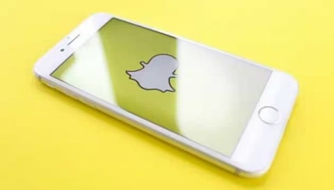 Snapchat’s new AR filter to let users virtually paint their nails
