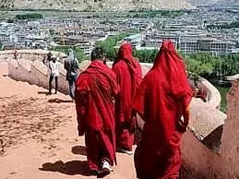 China Forcibly Confiscates Lands of Local Tibetans in Rebgong County