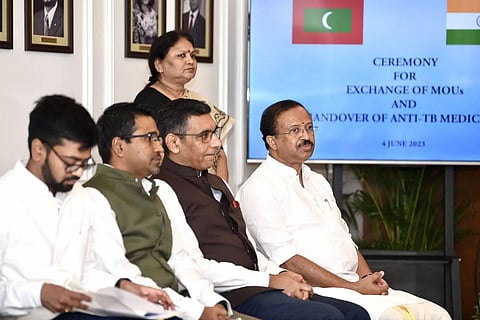 India, Maldives sign 10 MoUs related to development projects