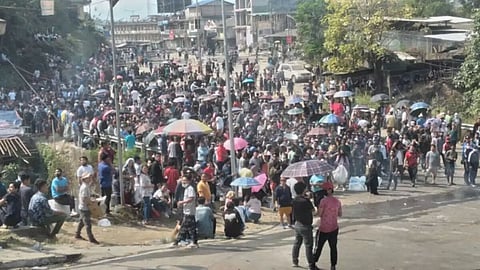 Protest against killing of two persons by Arunanchali miscreants continues