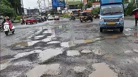 ATASU submits memorandum to DC for Pathetic condition of roads