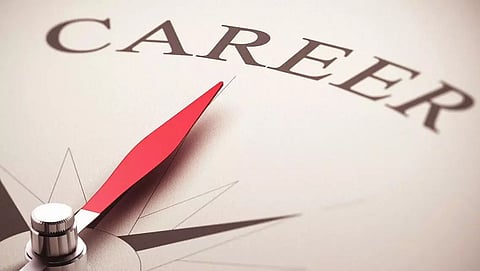 Worthful career options: After 12th commerce