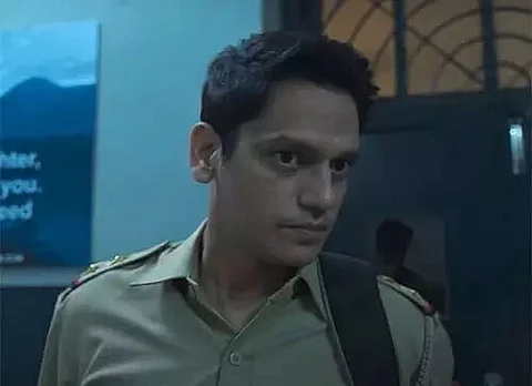 Actor Vijay Varma as cop faces bullying from peers