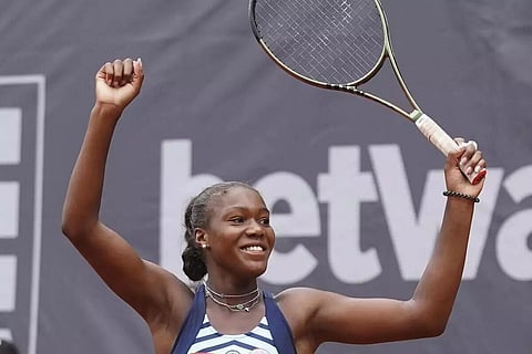 German teenager Noma Noha Akugue continues fairytale run to reach final