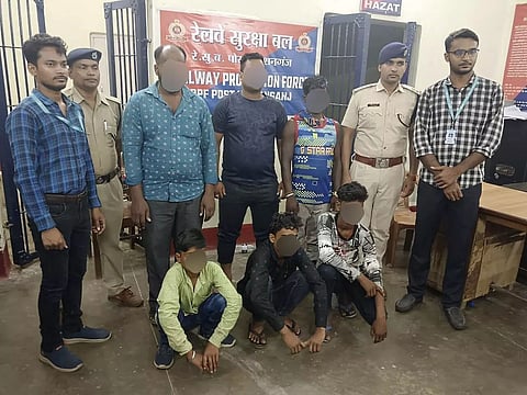 Railway Protection Force of NF Railway rescue 20 people including minors