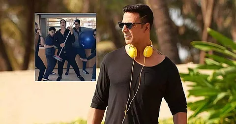 Akshay gives funny spin to Kya hua tera wada with pals on Friendship Day