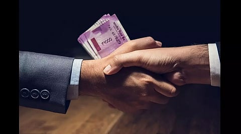 Inspector of taxes caught red-handed for taking bribe in Guwahati
