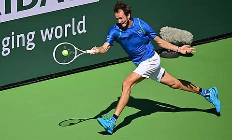 Alcaraz survives epic against Hurkacz to enter quarters Medvedev advances, Ruud loses