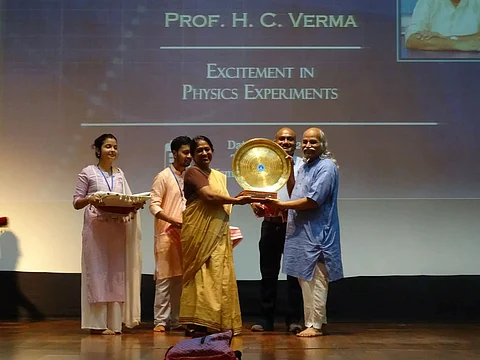Lecture on ‘Excitement in Physics Experiments’ in Tezpur University
