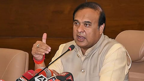 Assam CM Announces Fine on Concerned Officials if Service Not Delivered Within Time