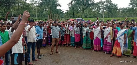 Assam: Assam Chah Mazdoor Sangha, Rajabari Tea Estate Branch stage protest in Demow