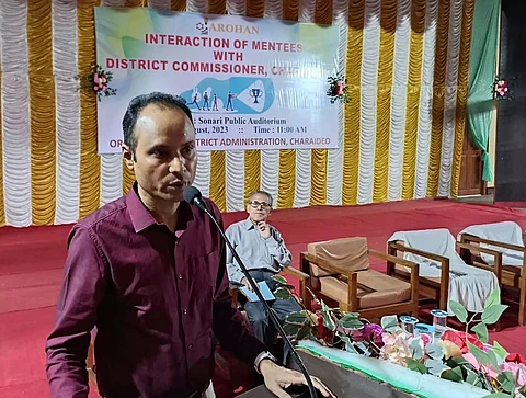 Charaideo District Commissioner interacts with meritorious students under Arohan scheme
