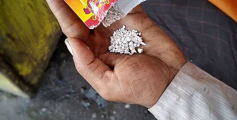 Pan Masala containing magnesium carbonate; HC issues notice to Dispur