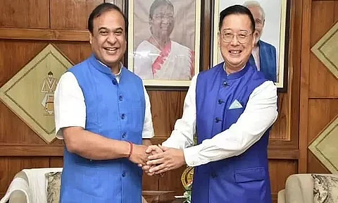 Assam sends its first air cargo shipment of fruits to Singapore