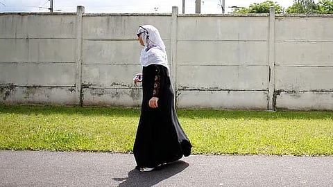 France to ban wearing abaya dress in schools
