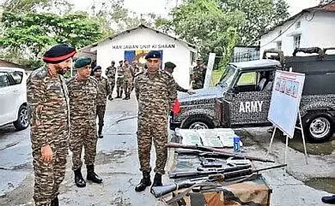 Top Army officer visits Manipur, reviews ground situation
