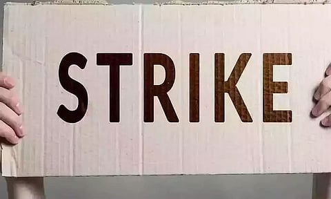 Pen-down strike by non-teaching staff of degree colleges begins