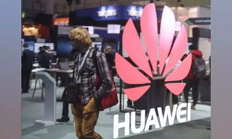 US government hacking into Huawei servers, accuses China