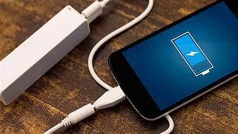 Explosive Mobile Phone Incident in Nashik: Deodorant Bottle Intensifies Blast