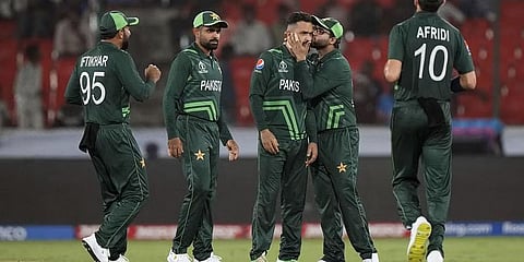 Bowlers guide Pakistan to victory over Netherlands in their World Cup opener